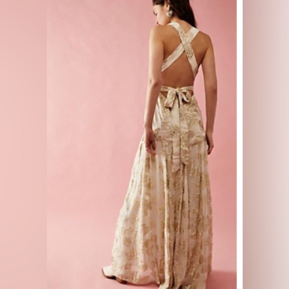 Holding On Convertible Maxi Dress (NWOT)